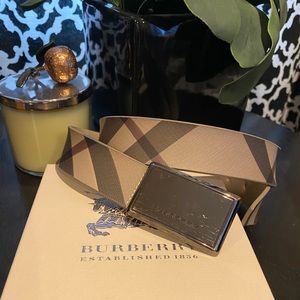 Burberry belt